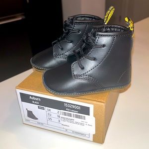 Infant Dr Martens Unisex Booties